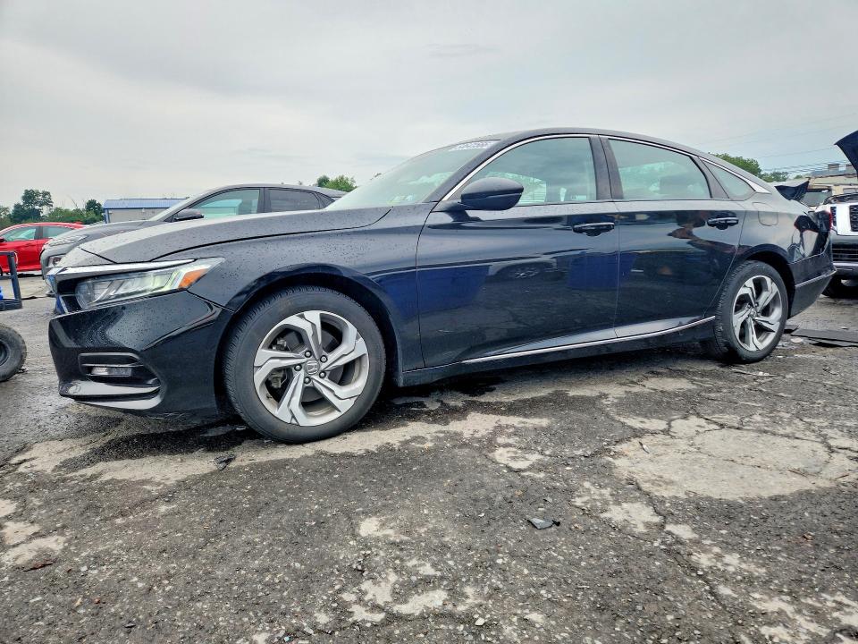 Aukcja sprzedaży 2018 Honda Accord, vin: 1HGCV2F63JA032220, numer aukcji: 64641566