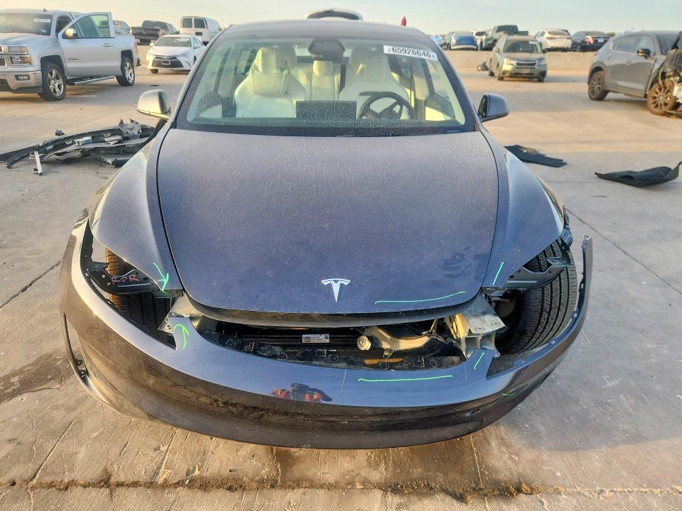 65926646 :رقم المزاد ، 5YJ3E1ETXSF005475 vin ، 2025 Tesla Model 3 مزاد بيع