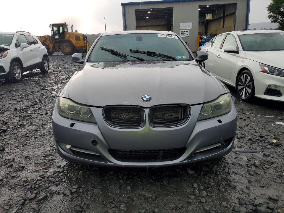 63580646 :رقم المزاد ، WBAPL3C52AA408510 vin ، 2010 Bmw 335 مزاد بيع