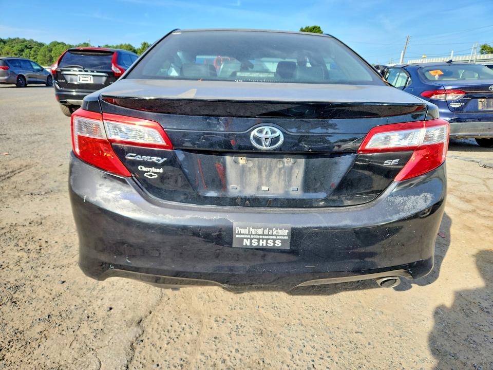 65893646 :رقم المزاد ، 4T1BF1FK8DU247928 vin ، 2013 Toyota Camry مزاد بيع