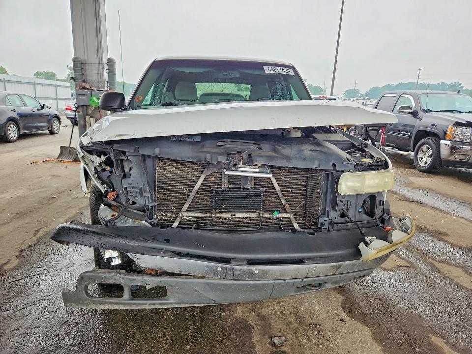 64837436 :رقم المزاد ، 1GNEK13Z43J189712 vin ، 2003 Chevrolet Tahoe مزاد بيع