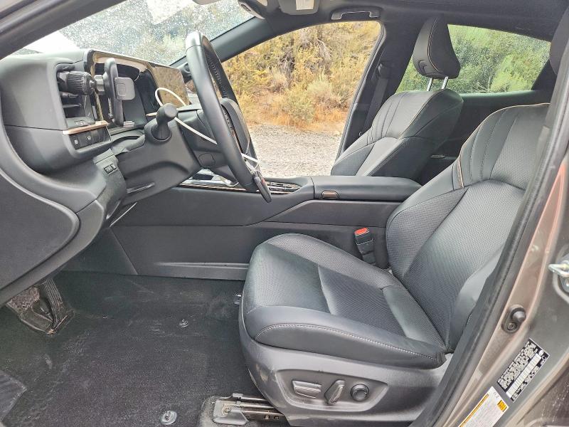 Продажа на аукционе авто 2025 Toyota Crown, vin: JTDAAAAF1S3034881, номер лота: 66841256