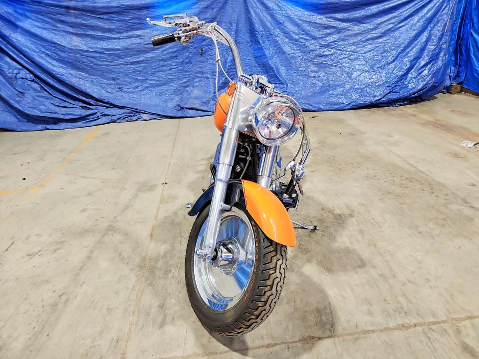 65686136 :رقم المزاد ، 1HD1BTY143Y098371 vin ، 2003 Harley-davidson Fxstb مزاد بيع