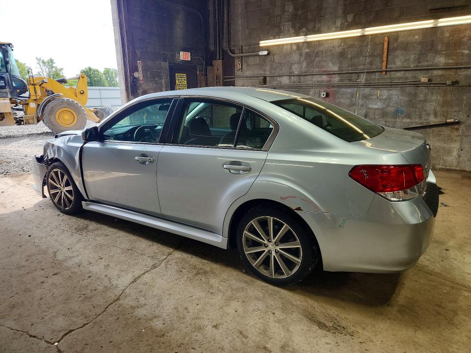 65334566 :رقم المزاد ، 4S3BMBG6XD3042263 vin ، 2013 Subaru Legacy مزاد بيع