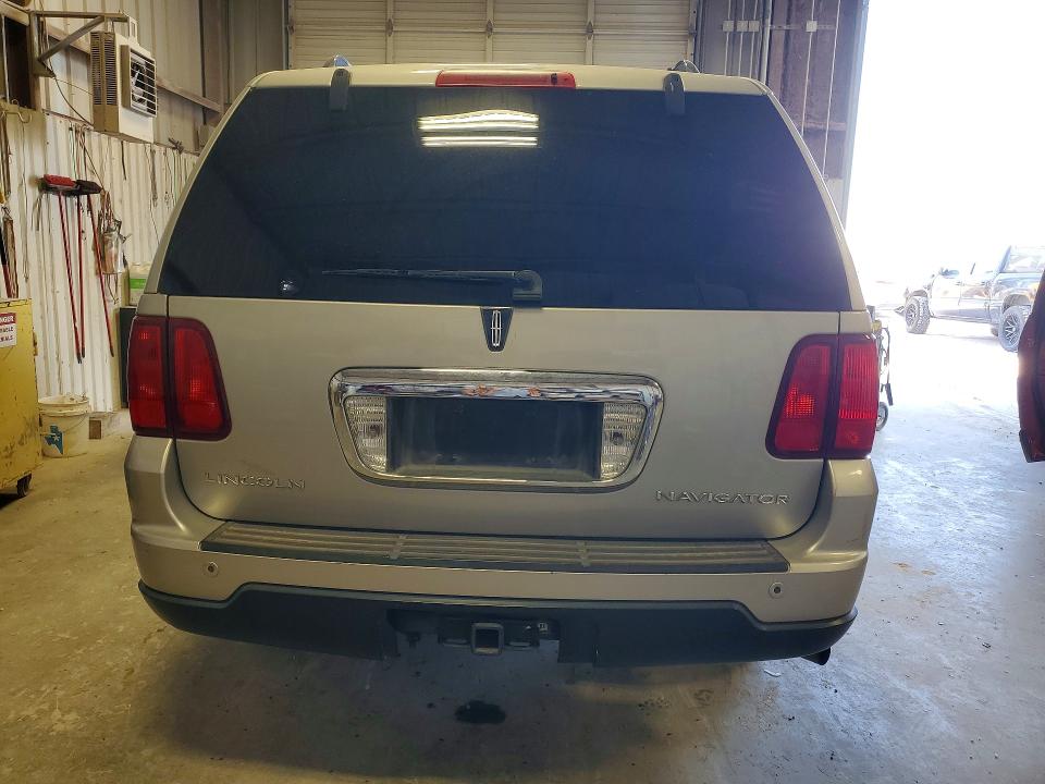 2006 Lincoln Navigator მანქანა იყიდება აუქციონზე, vin: 5LMFU28546LJ22399, აუქციონის ნომერი: 65869156