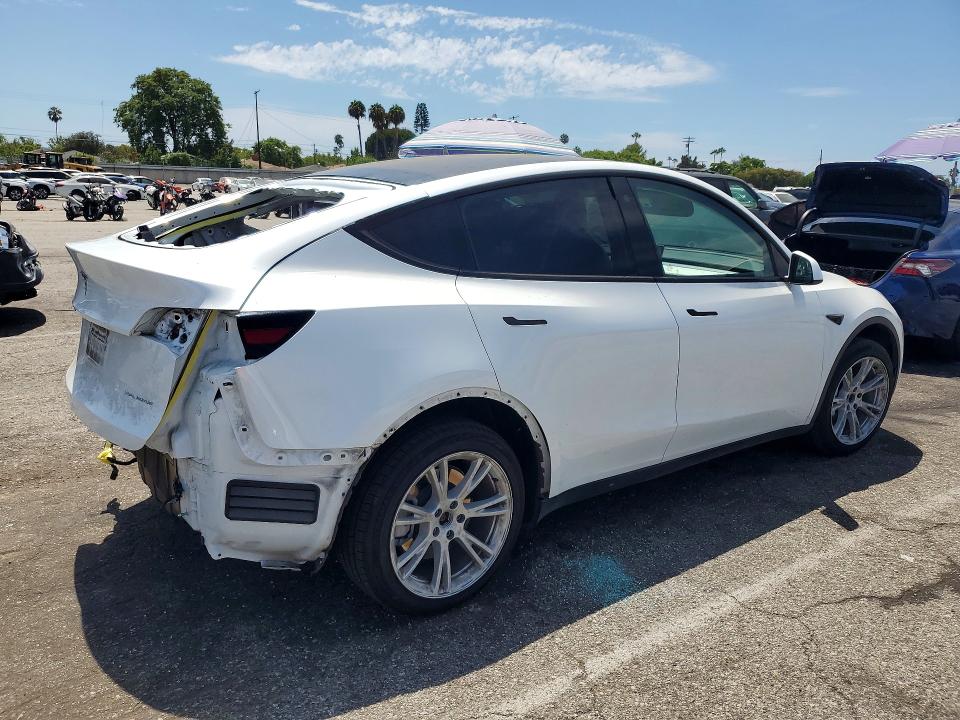 Продажа на аукционе авто 2023 Tesla Model Y, vin: 7SAYGDEE2PF632653, номер лота: 64661916