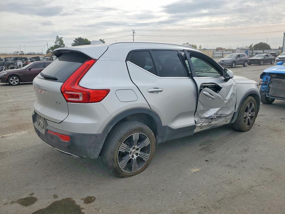 Продажа на аукционе авто 2019 Volvo Xc40, vin: YV4162ULXK2056552, номер лота: 65579396