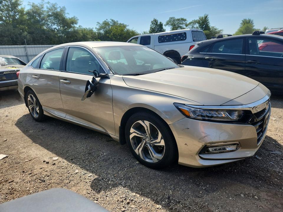 2018 Honda Accord მანქანა იყიდება აუქციონზე, vin: 1HGCV2F55JA024028, აუქციონის ნომერი: 66046326