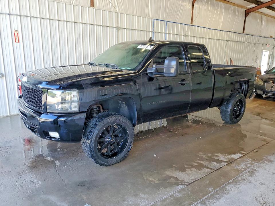 Auction sale of the 2011 Chevrolet Silverado, vin: 1GCRKSE39BZ241943, lot number: 65737816