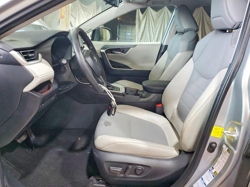 Aukcja sprzedaży 2019 Toyota Rav4, vin: 2T3DWRFV8KW028280, numer aukcji: 64073316