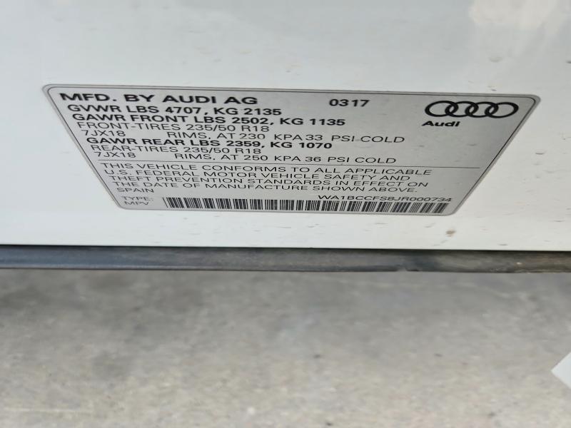 63813536 :رقم المزاد ، WA1BCCFS8JR000734 vin ، 2018 Audi Q3 مزاد بيع