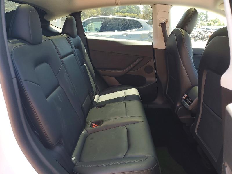 65859086 :رقم المزاد ، 7SAYGDEE4NF556382 vin ، 2022 Tesla Model Y مزاد بيع