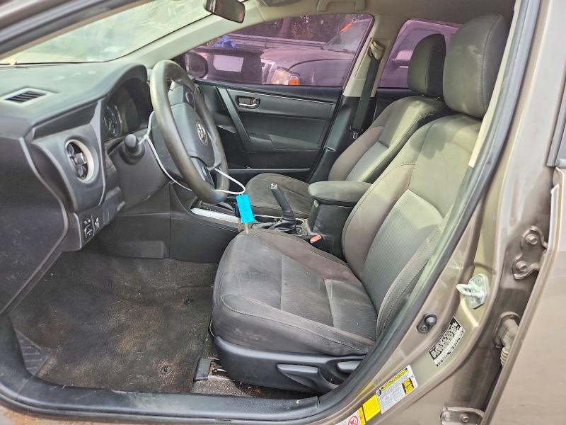 64895736 :رقم المزاد ، 5YFBURHE7HP667280 vin ، 2017 Toyota Corolla مزاد بيع