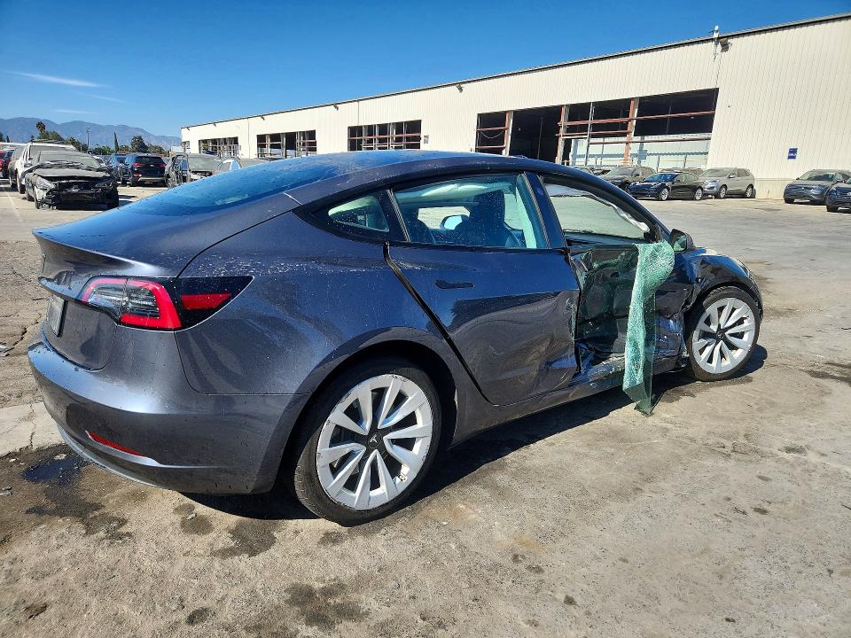 65873886 :رقم المزاد ، 5YJ3E1EAXPF452782 vin ، 2023 Tesla Model 3 مزاد بيع