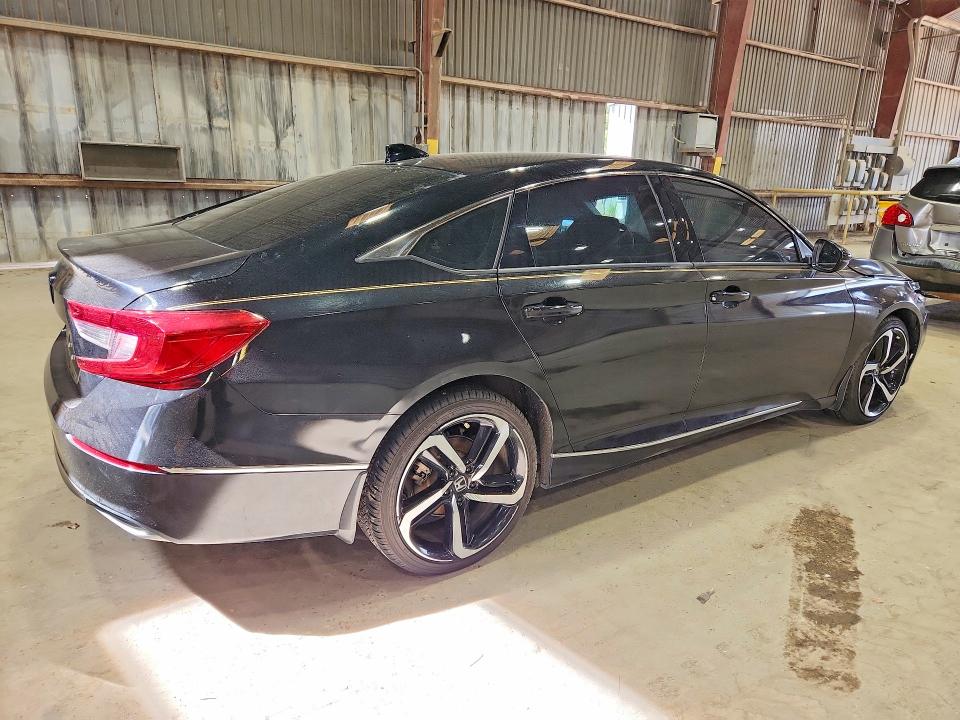 Продаж на аукціоні авто 2018 Honda Accord, vin: 1HGCV1F63JA071867, номер лоту: 65861926