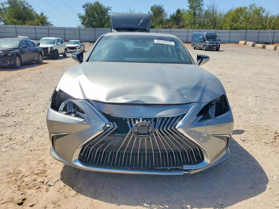 65346056 :رقم المزاد ، 58ABZ1B10KU026205 vin ، 2019 Lexus Es مزاد بيع
