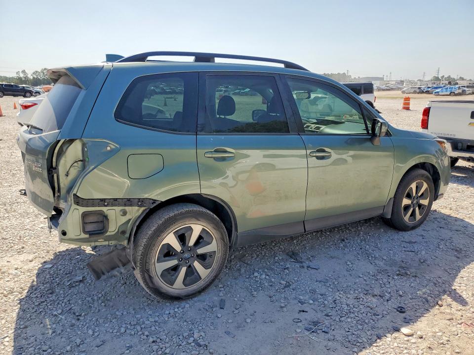 65685096 :رقم المزاد ، JF2SJAGC1HH460830 vin ، 2017 Subaru Forester مزاد بيع