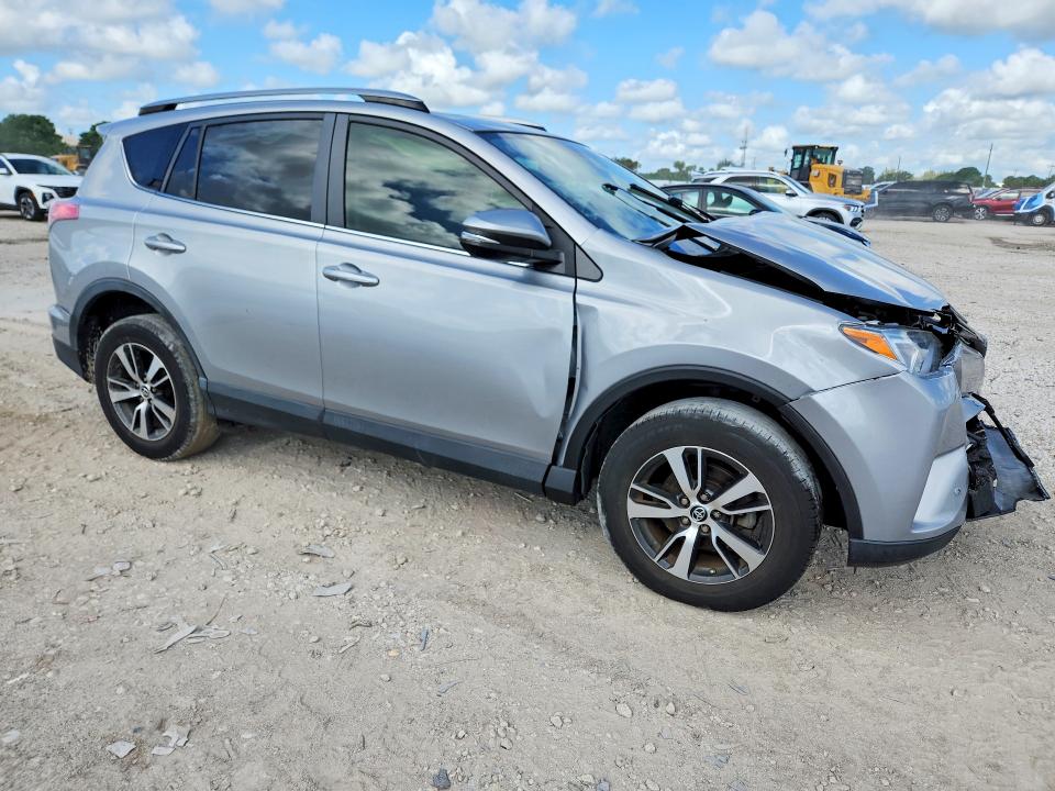 Продаж на аукціоні авто 2018 Toyota Rav4, vin: JTMWFREVXJJ169309, номер лоту: 64631126