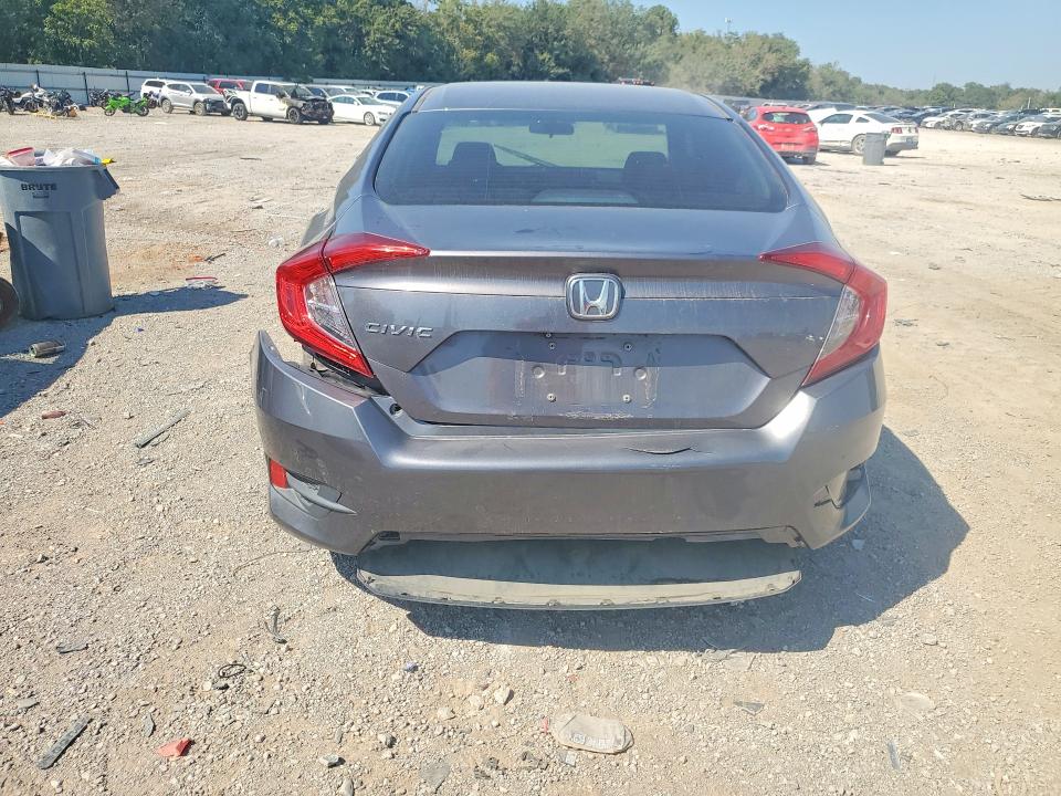 Продаж на аукціоні авто 2018 Honda Civic, vin: 19XFC2F5XJE043821, номер лоту: 66370266