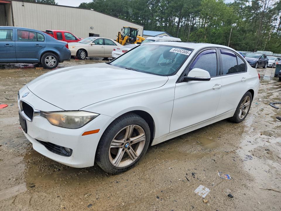 2013 Bmw 328 მანქანა იყიდება აუქციონზე, vin: WBA3B5C58DF598446, აუქციონის ნომერი: 64452306