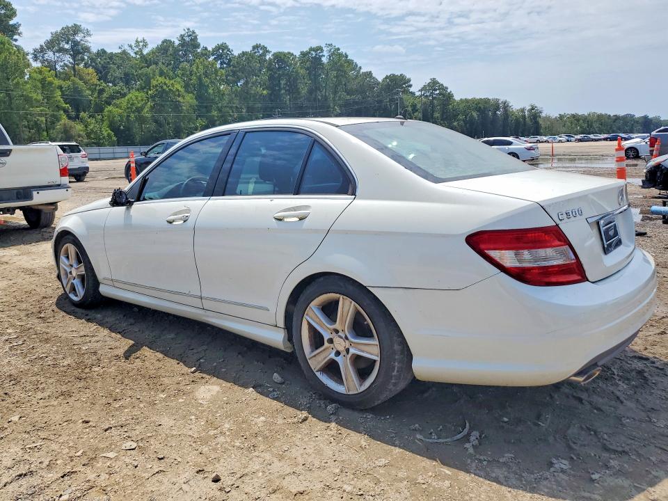 66435866 :رقم المزاد ، WDDGF5EB7AR088391 vin ، 2010 Mercedes-benz C مزاد بيع