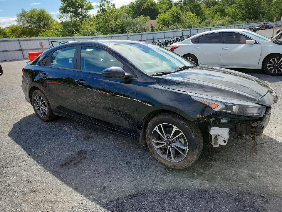 65640996 :رقم المزاد ، 3KPF24AD9RE806405 vin ، 2024 Kia Forte مزاد بيع