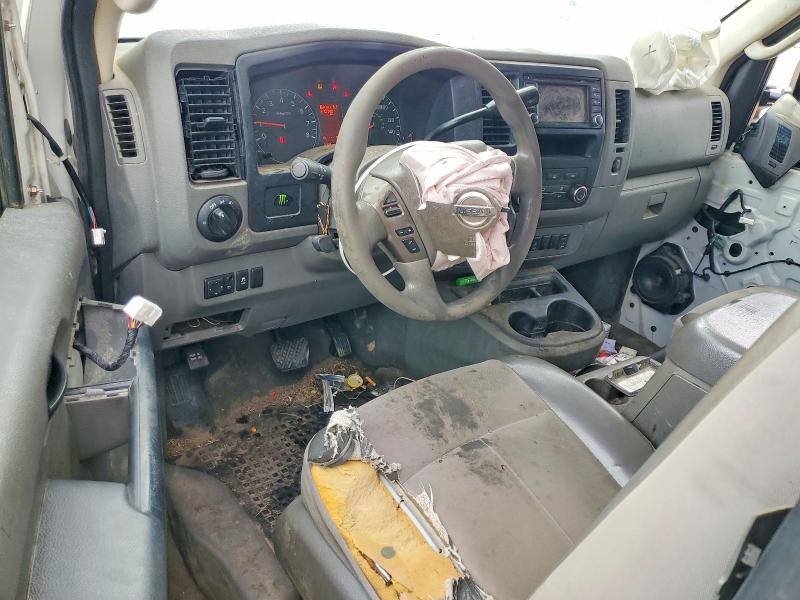 63704176 :رقم المزاد ، 1N6AF0LY7FN807452 vin ، 2015 Nissan Nv مزاد بيع