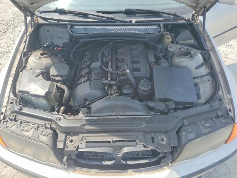 67032736 :رقم المزاد ، WBAAV33411FU95908 vin ، 2001 Bmw 325 مزاد بيع
