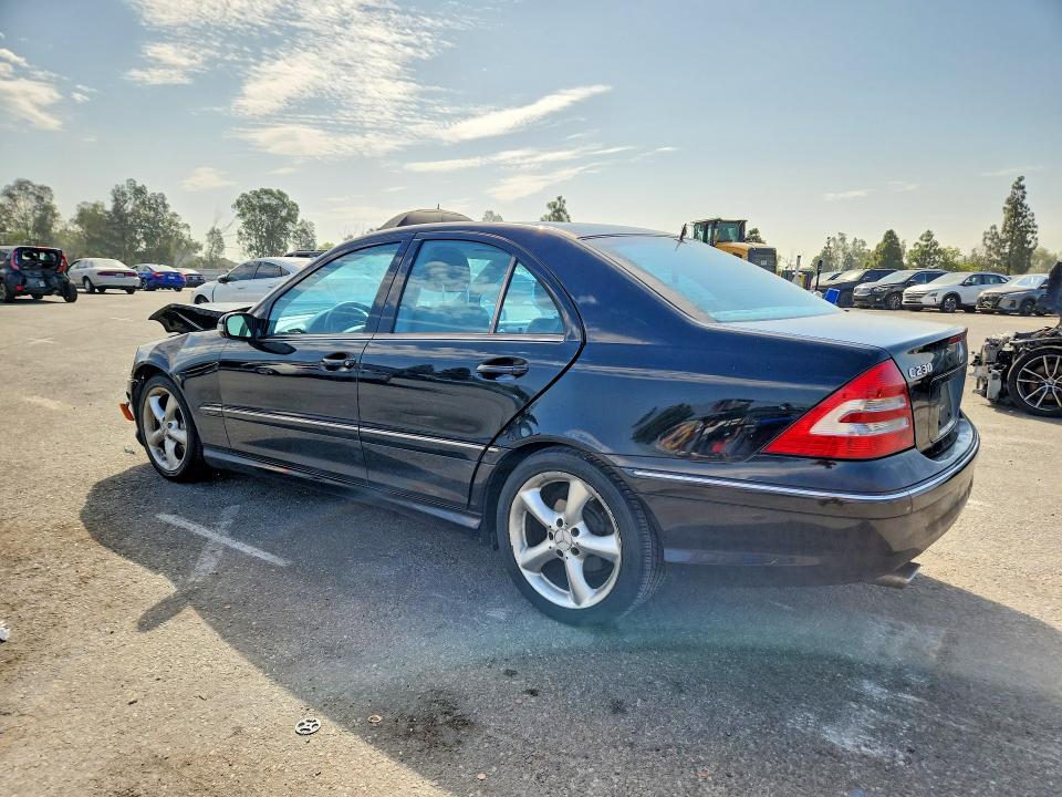 Продажа на аукционе авто 2006 Mercedes-benz C, vin: WDBRF52H66A883917, номер лота: 63696126