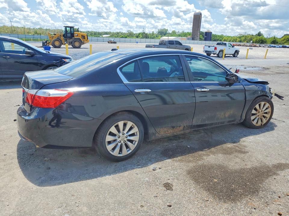 2013 Honda Accord მანქანა იყიდება აუქციონზე, vin: 1HGCR2F83DA037816, აუქციონის ნომერი: 64718996
