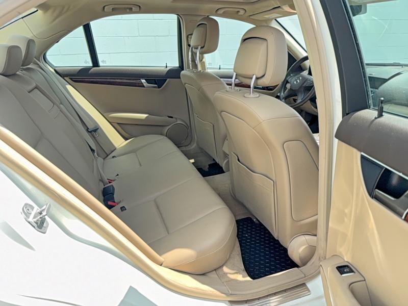 65328816 :رقم المزاد ، WDDGF8BB5BR174242 vin ، 2011 Mercedes-benz C مزاد بيع