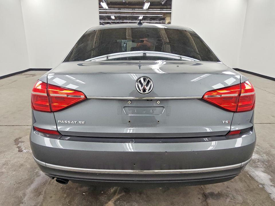 Aukcja sprzedaży 2016 Volkswagen Passat, vin: 1VWBS7A38GC049876, numer aukcji: 61447186