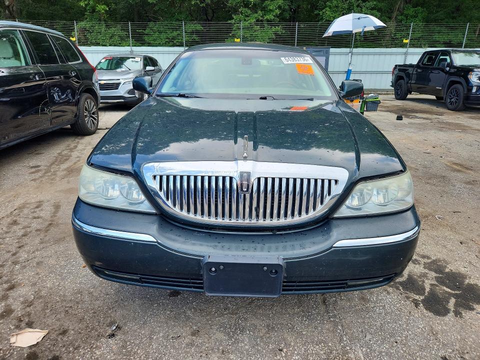 Aukcja sprzedaży 2003 Lincoln Town Car, vin: 1LNHM83W43Y629414, numer aukcji: 64383736