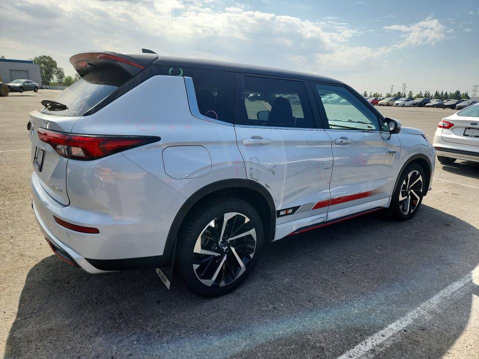 Продажа на аукционе авто 2023 Mitsubishi Outlander, vin: JA4T5UA97PZ058156, номер лота: 64561226