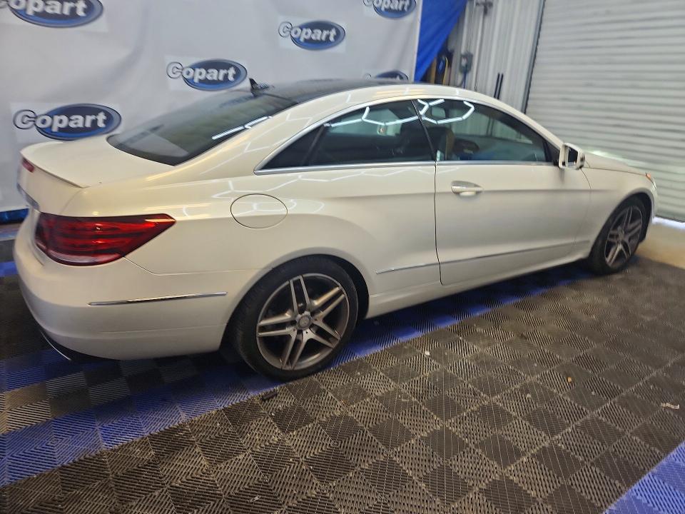 65804876 :رقم المزاد ، WDDKJ5KB6EF282303 vin ، 2014 Mercedes-benz E مزاد بيع