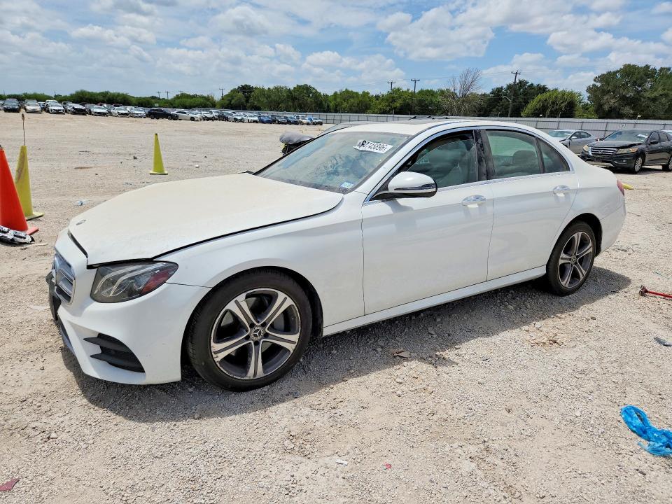 64745896 :رقم المزاد ، W1KZF8DB5LA759635 vin ، 2020 Mercedes-benz E مزاد بيع
