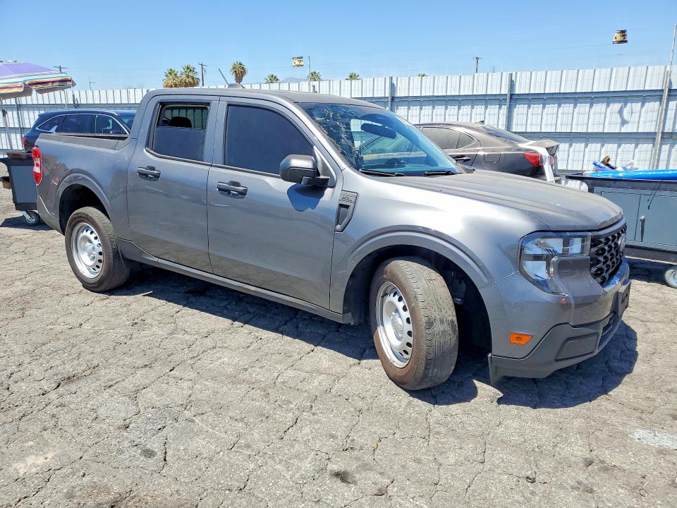 65919836 :رقم المزاد ، 3FTTW8A33SRA74373 vin ، 2025 Ford Maverick مزاد بيع