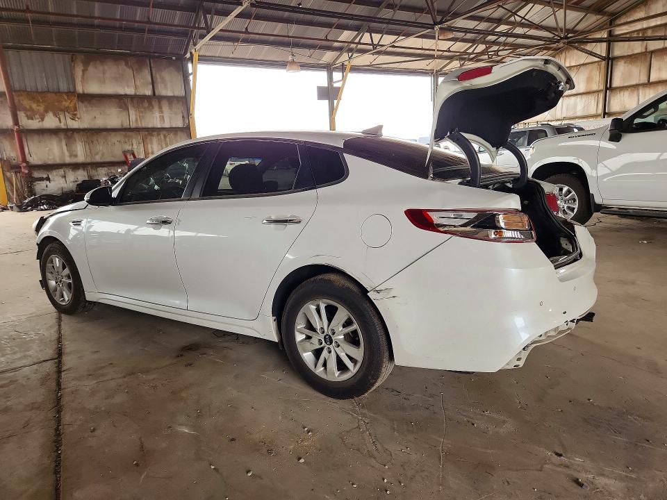2018 Kia Optima მანქანა იყიდება აუქციონზე, vin: KNAGT4L37J5205402, აუქციონის ნომერი: 63808716