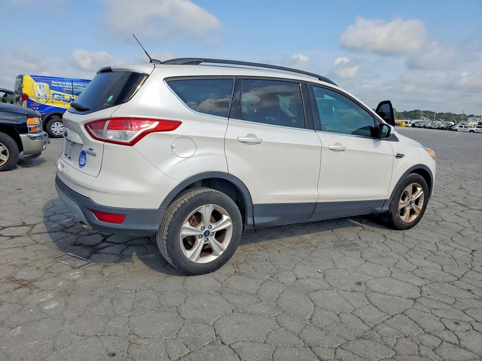 Продажа на аукционе авто 2016 Ford Escape, vin: 1FMCU0GX1GUC62855, номер лота: 63998356