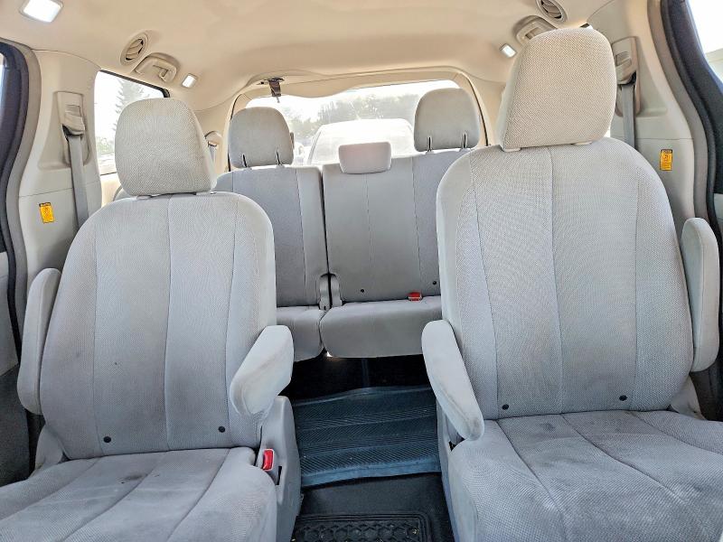 2012 Toyota Sienna მანქანა იყიდება აუქციონზე, vin: 5TDZK3DC8CS199212, აუქციონის ნომერი: 63026066