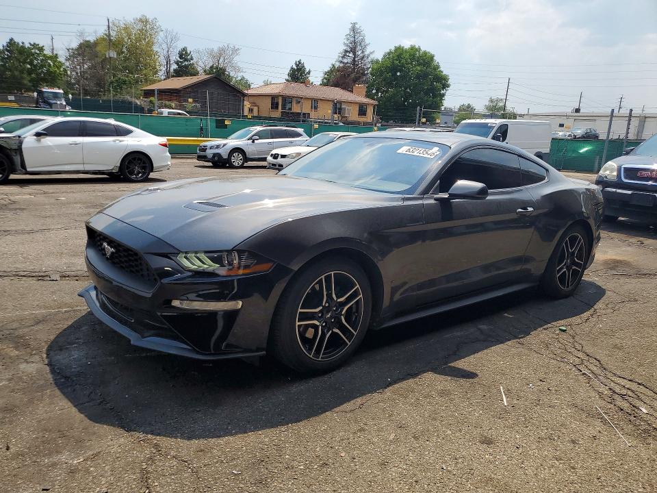 63213546 :رقم المزاد ، 1FA6P8TH2J5113108 vin ، 2018 Ford Mustang مزاد بيع