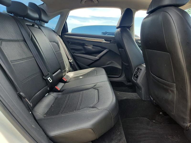Продаж на аукціоні авто 2016 Volkswagen Passat, vin: 1VWBS7A30GC038547, номер лоту: 64736476