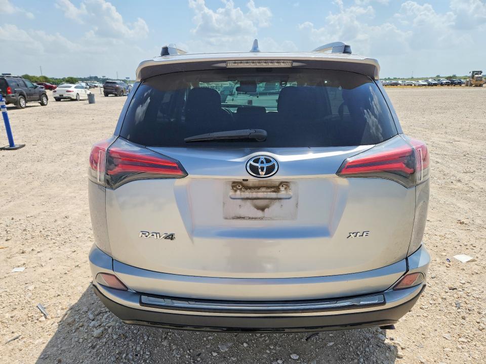 Продажа на аукционе авто 2017 Toyota Rav4, vin: 2T3WFREV2HW342865, номер лота: 63610936