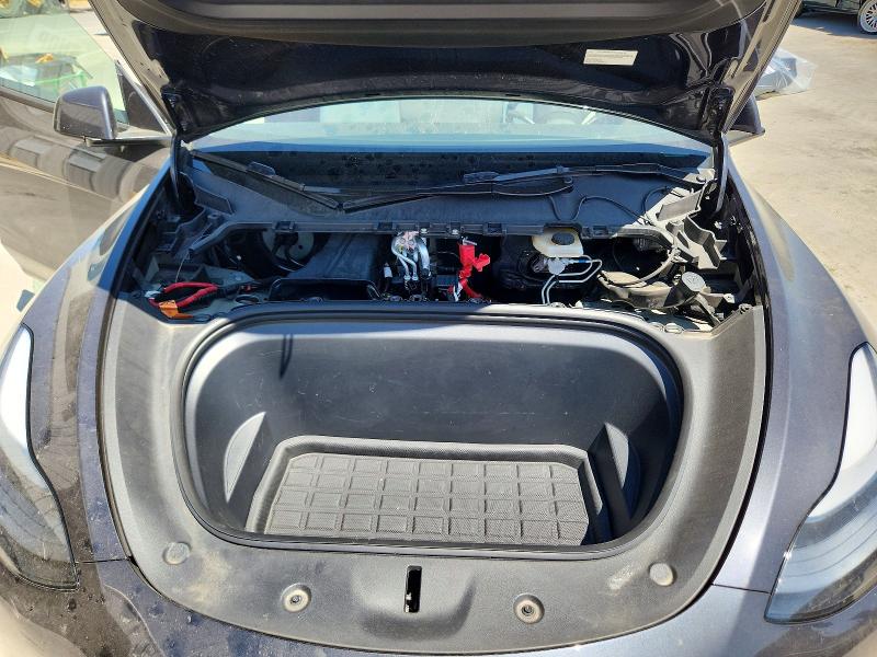 2024 Tesla Model Y მანქანა იყიდება აუქციონზე, vin: 7SAYGDEE6RF152621, აუქციონის ნომერი: 62302326