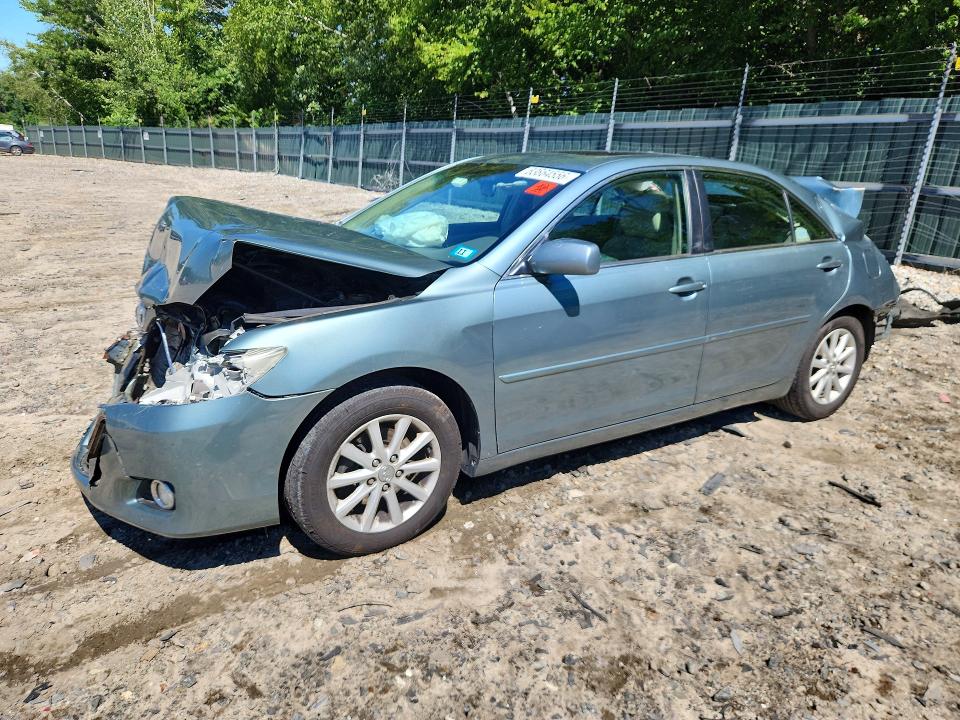 63664556 :رقم المزاد ، 4T4BF3EK1AR037427 vin ، 2010 Toyota Camry مزاد بيع