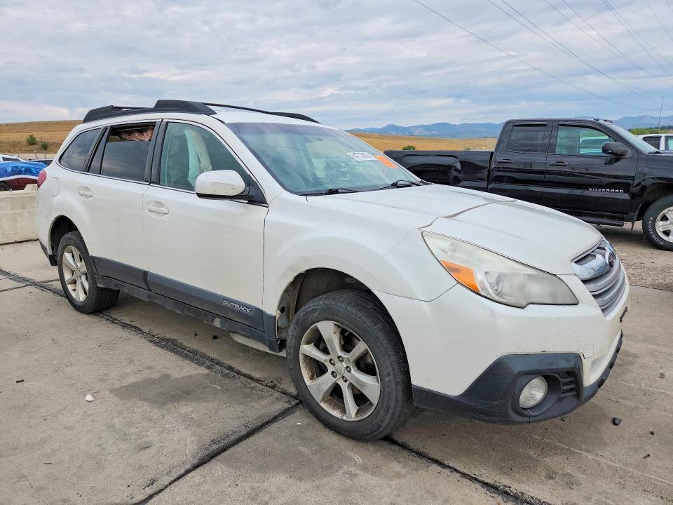 2014 Subaru Outback მანქანა იყიდება აუქციონზე, vin: 4S4BRCCC4E3253135, აუქციონის ნომერი: 64773806