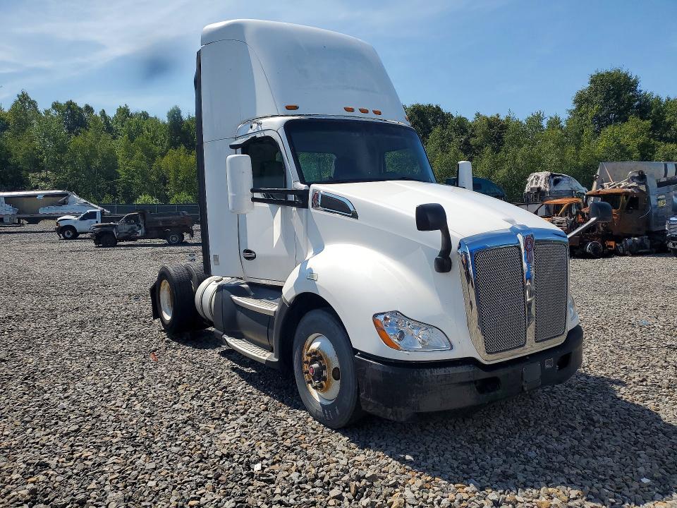 2016 Kenworth T680 მანქანა იყიდება აუქციონზე, vin: 1XKYA48X3GJ496378, აუქციონის ნომერი: 61968216