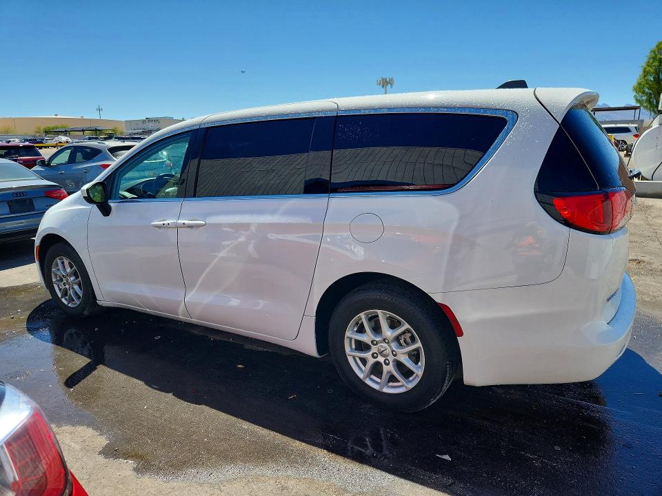 62853246 :رقم المزاد ، 2C4RC1CG9NR204886 vin ، 2022 Chrysler Voyager مزاد بيع