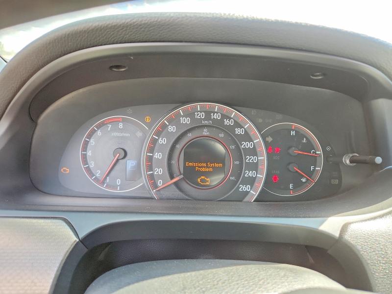 62951336 :رقم المزاد ، 1HGCT1B85GA800604 vin ، 2016 Honda Accord مزاد بيع
