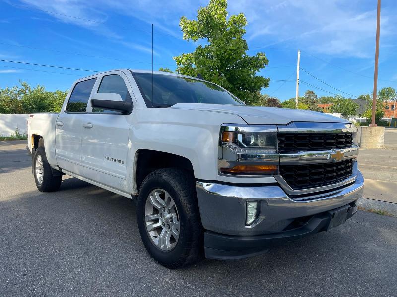 2017 Chevrolet Silverado მანქანა იყიდება აუქციონზე, vin: 3GCUKREC8HG163585, აუქციონის ნომერი: 64724666